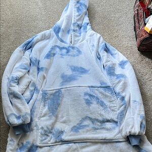 Cozy Blue and White Tie-Dye Oodie Hoodie Blanket